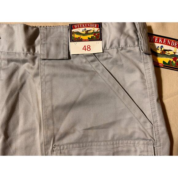 Weekender Mens "Trader" Cargo Shorts NWT Size 48 Light Grey Casual, sports - Picture 2 of 5